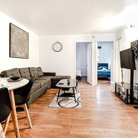 Charmant Appartement De 2 Chambres A Griffintown Montréal Exteriör bild
